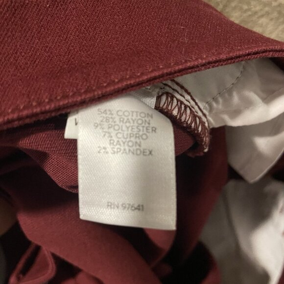 J. Jill Christian Soriano Pants Womens Sz 10 High Rise Burgundy Red Straight Leg - Picture 4 of 7